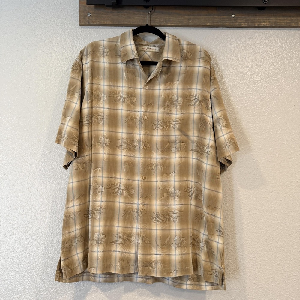 Tommy Bahama Silk Shirt Mens XL Allover pattern Floral Hawaiian Camp Resort